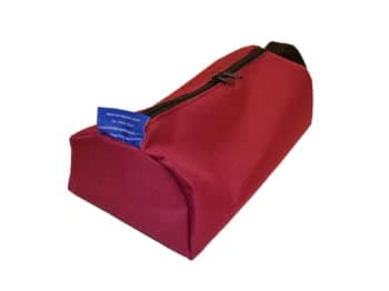 PEG OR SHOE BAG WATERPROOF WITH ZIP AND HANDLES (MAROON)