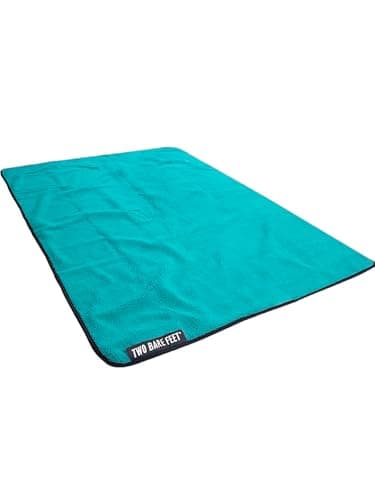Two Bare Feet Sherpa Lined Waterproof Beach Travel Blanket – Warm, Cozy, Windproof Outdoor Blanket for Camping, Picnics, Hiking & Beach Days – Portable & Lightweight (Black/Teal, 145cm x 145cm) — view 3