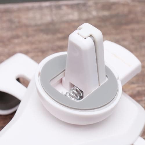 Hemobllo Car Phone Holder Universal Automobile Outlet Phone Holder with Air Vent Bracket and Windshield Sucker Auto Lock Clamp Mobile Stand for Hands-Free Driving Gps Navigation — view 4