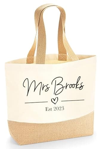 Daytripper Personalised Wedding Tote Bag, Honeymoon Beach Bag, Custom Keepsake, Newlywed Gift, Jute Beach Bag, Mrs Shopping Bags, Bridal Party Present (MEDIUM)