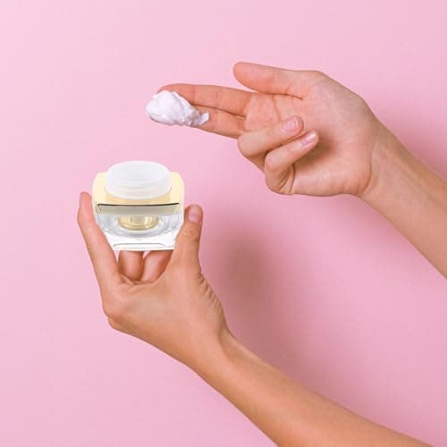 jojofuny G Acrylic Portable Travel Cream Bottle with Golden Flat Lid, Reusable and Stackable Small Storage Container for Moisturisers and Lotions, Sampling Bottle for Cosmetics — view 5