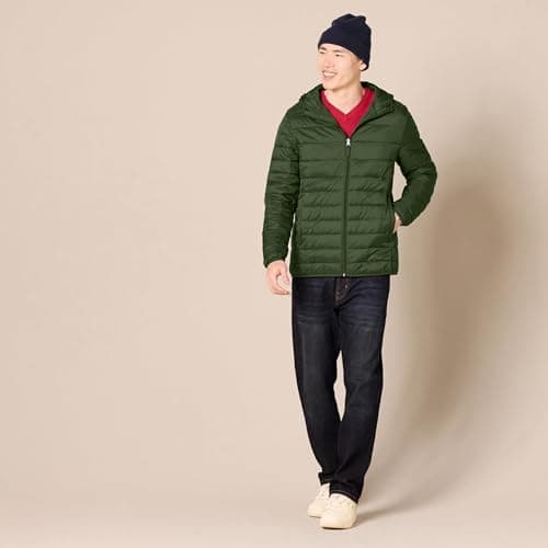 Amazon Essentials Men's Lightweight Water-Resistant Packable Hooded Puffer Jacket, Dark Olive, M — view 5