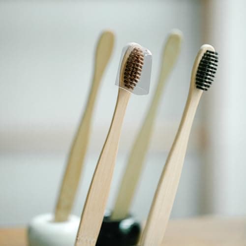 HOMSFOU 24pcs Travel Toothbrush Head Covers Protective Caps Portable Antibacterial Dustproof Case for Electric Toothbrush Heads — view 4