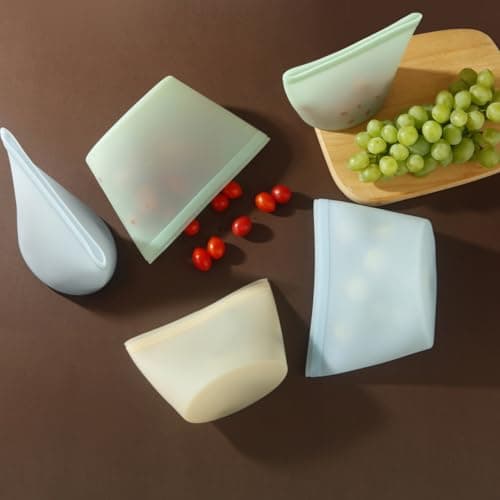 PandaEar 4 Pack Reusable Silicone Food Storage Bags, Leakproof Stand-Up Freezer Bags, Microwave Safe, for Meal Prep, Snacks, Baby Food – 2 Large (34 oz) + 2 Medium (17 oz) — view 6