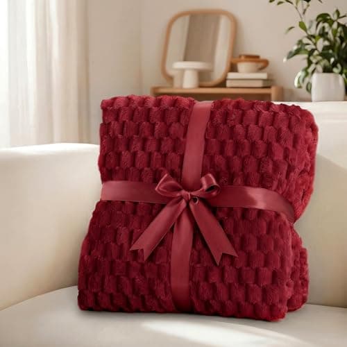 Aisbo Red Throws Blankets for Sofa - Single Fleece Fluffy Bed Throws for Sofas, Soft Warm Fuzzy Blanket for Couch, 130x150 cm — view 4