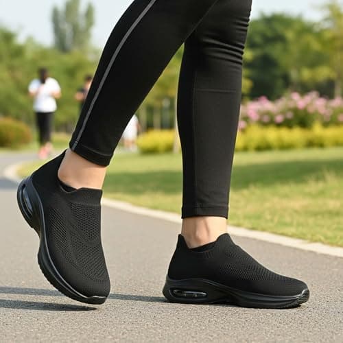 HOIYHEK Womens Slip On Trainers Walking Shoes with Non Slip Running Shoes Ultra-Lightweight Breathable Comfortable Mesh Sneakers for Gym Workout Walking Nursing & Casual Daily Black Size 6 — view 2