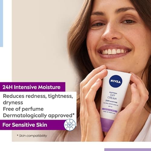 NIVEA Sensitive Day Cream, Face Cream and Moisturiser with SPF 15 for Sensitive Skin, Summer Skin Care Essentials, Sensitive Moisturising Cream, 50 ml (Pack of 1) — view 4