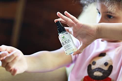 Isabella's Clearly Bugs, Blend of Natural Essential Oils to Keep Bugs Away with Lavender, Cedarwood, Tea Tree, Lemongrass | Non Toxic for Adults and Kids, Made in USA (60ml) — view 5