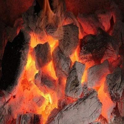 Instant Light BBQ Charcoal 2kg | 2 x 1kg Instant Lighting Bags | BBQ Fuel for Grilling, Camping & Outdoor Cooking — view 2