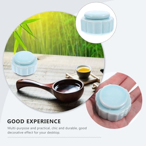 Kichvoe Vintage Porcelain Mini Jar 15ml Sky Blue Ceramic Lip Cream Container with Lid, Multi-use Travel Storage Pot for Lip Scrub, Makeup, and Cosmetic Accessories — view 5