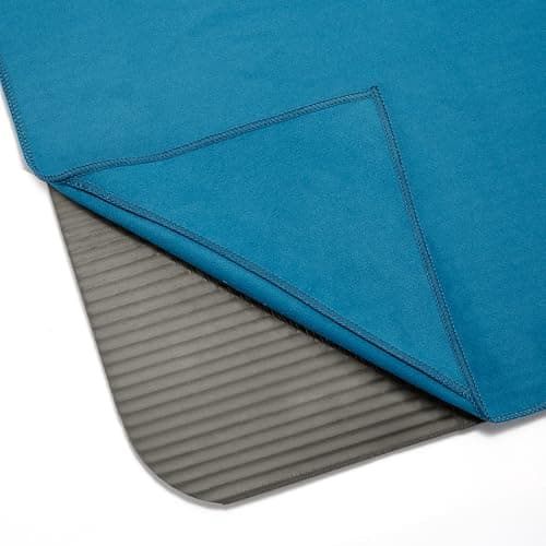 Amazon Basics Hot Yoga Mat Towel, Soft Microfiber, Non-Slip, Absorbent, 188 cm x 61 cm, Aqua — view 5