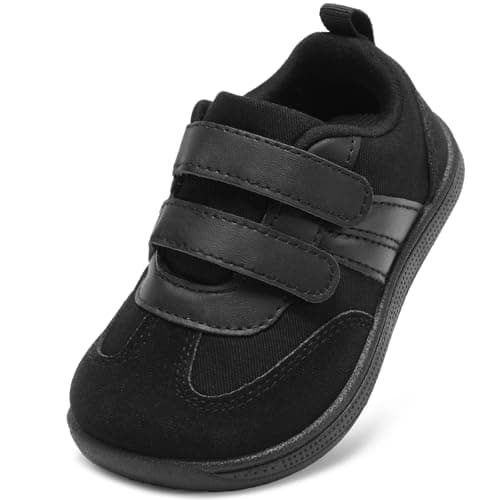 STQ Wide Fit Toddler Barefoot Shoes Boys Girls Trainers Soft First Walking Shoe Non Slip Daycare Sports Running Tennis Sneaker Black 10 UK Little Kid
