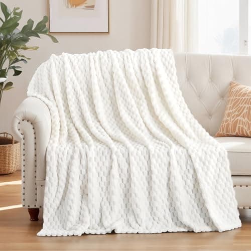 Aisbo White Throws Blankets for Sofa - Single Fleece Fluffy Bed Throws for Sofas, Soft Warm Fuzzy Blanket for Couch, 130x150 cm — view 2