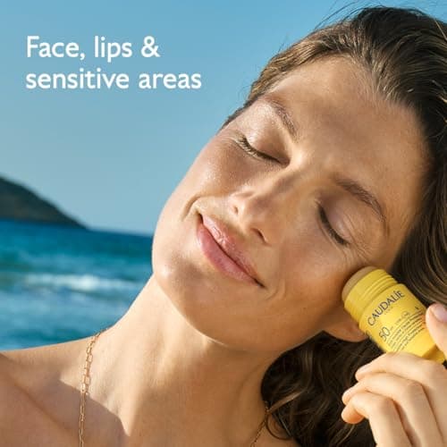 Caudalie Invisible Solar High Protection Stick SPF50, Face Sunscreen, 15g — view 4
