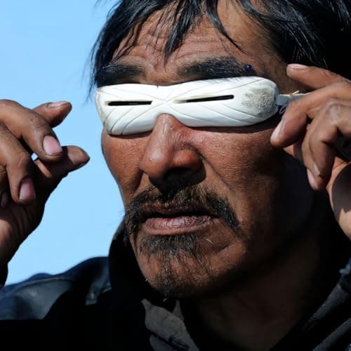 Tuidzljd Inuit Traditional Snow Goggles Ski Glasses Snow Accessories Essential Winter Festival Cosplay Eskimos — view 3
