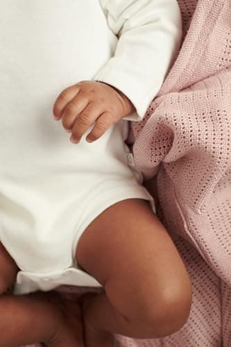 MORI Muslin Cellular Blanket in Organic Cotton & Bamboo, 70x100cm, Blush — view 5