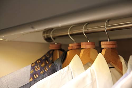 Quercus Living Fragrant Lavender Bags and Cedarwood Hanging Rings Insect and Moth Repellent For Clothes, Drawers, Wardrobes, Shoes, Travel, Sleep, Exams and Cars — view 4