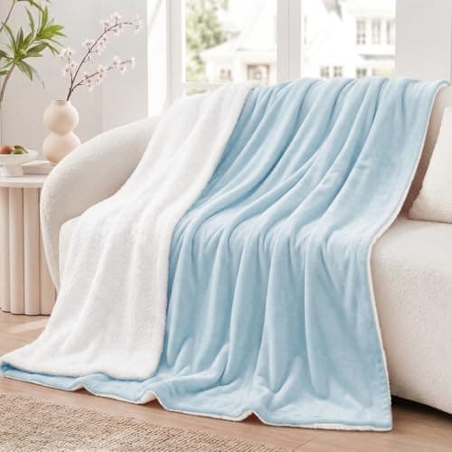 Aisbo Sherpa Fleece Throw Blanket Light Blue - Fluffy Thick Warm Blanket for Sofa Couch Throw Single Size, Solid Microfiber Bed Blanket Soft Throws for Travel, 130x150cm — view 2