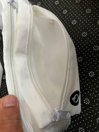 Umrah & Hajj White Waist Belt with Multiple Pockets – Travel Money Belt for Coins, Cash, Documents & Water Bottle Holder, Adjustable Pilgrimage Belt for Men & Women — view 6