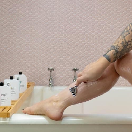 FFS Beauty Starter Shaving Set for Women - Premium Customised Metal Razor Handle with Personalised Engraving, Shower Holder, Travel Pouch, 4 SmoothGlide 6-Blade Cartridges (Rose Gold) — view 3