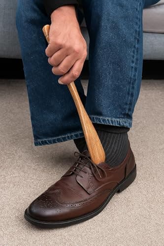 HIFSA Wooden Shoe Horn 33 Cm Long Lazy Shoe Horn Comfortable Shoe Lifter Suitable for Seniors Kids Boots Men Women Elderly Pregnancy Boots Tennis Shoehorn Accessories (50 cm) — view 6