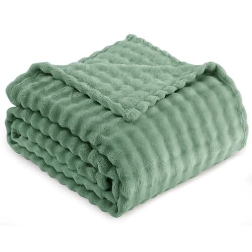 RUIKASI Fleece Throw Blanket for Sofa - Green Double Fluffy Bubble Throws Cozy Blanket with Reversible Design, Twin 150x200 cm