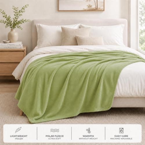 Adore Home Soft Warm Polar Fleece Blanket Large - Cosy Throw for Sofa, Bed, Travel, Car and Camping, 120x150cm, Green — view 4