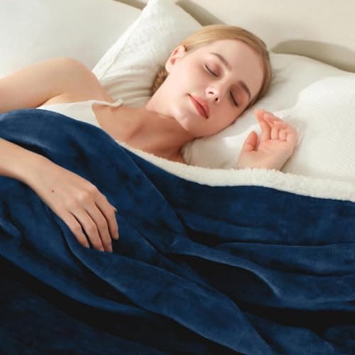 Casabella Sherpa Fleece Blanket - Blankets and Throws for Sofa Bed - Thick Warm Throw Blanket for Double Bed - Soft Fluffy Bedding, Travel Accessories - Double, Navy, 150x200cm — view 6
