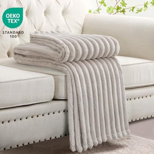 RUIKASI Fleece Throw Blanket for Sofa - Double Fluffy Beige Throws for Sofas Large, Soft Warm Blanket Throw for Couch, Luxury Decorative Ribbed Bed Blanket 150x200cm Twin — view 4