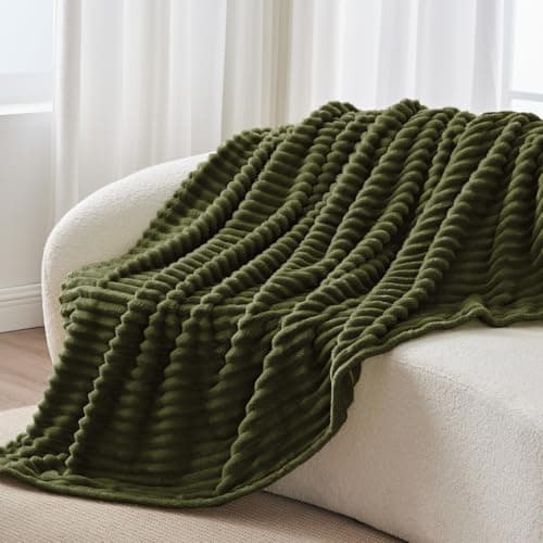 BEDELITE Fluffy Fleece Blanket Cosy Soft Throw, 127x152 cm, Olive Green — view 6