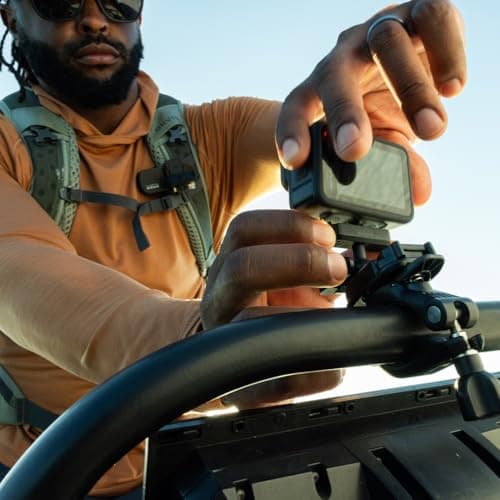 GoPro Magnetic Latch Mount (HERO13 Black) - Official Accessory — view 5