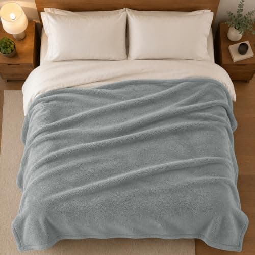 BedLooms Fleece Blanket Silver Single 130x150 cm, Throws for Sofas and Beds — view 5