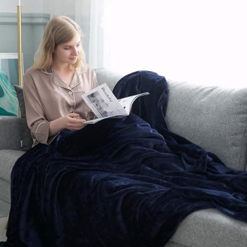 MOONLIGHT20015 Silk Touch Warm 2 Pack Fleece Blankets - 400 GSM Throws for Sofa Fluffy Blanket Bed Throw for Bedroom, Couch, Travel, Kids, Bedroom Accessories Navy, Twin/Double (150 X 200CM) — view 2