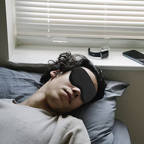 TSHAOUN 4 Pieces Sleep Mask, Silk Sleeping Eye Masks for Women Men Children, Soft Eye Mask for Sleeping, Blackout Eye Mask with Adjustable Strap, Eye-Cover Blindfold for Night,Travel,Nap (4 Colors) — view 5