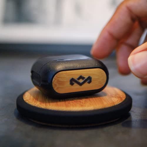 House Of Marley One Drop Wireless Charger - Bamboo Sustainable Design, Qi Enabled, Silicone Backing — view 3