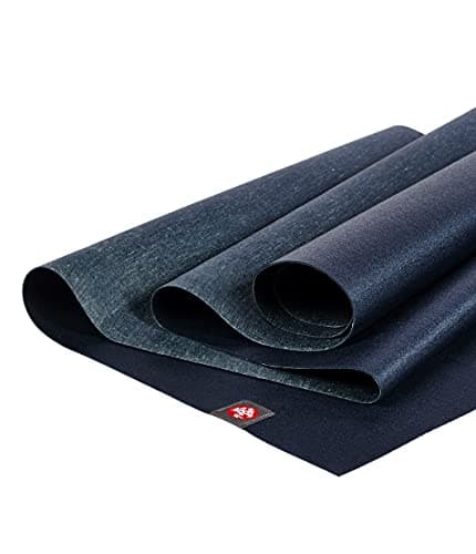 Manduka eKO Superlite Yoga Mat for Travel - Lightweight, Easy to Roll and Fold, Durable, Non Slip Grip, 1.5mm Thick, Midnight Blue, 71" x 24" — view 5
