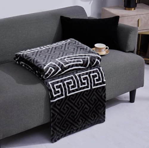 Flannel Throw with Greek Border Design - Plush Fleece for Ultimate Comfort and Warmth, For Nap, Home Office, Travel, Room Decor and perfect for New Year Gift (Black, Double: 150x200)