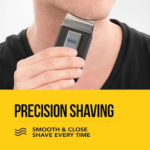 Wahl Pocket Travel Men's Foil Shaver, Rechargeable, Portable Grooming Kit — view 2