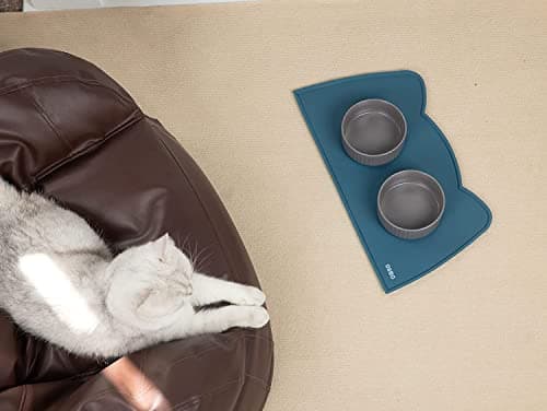 OHMO Silicone Cat Food Mat for Food&Water Bowls, 52x30cm, Teal — view 5