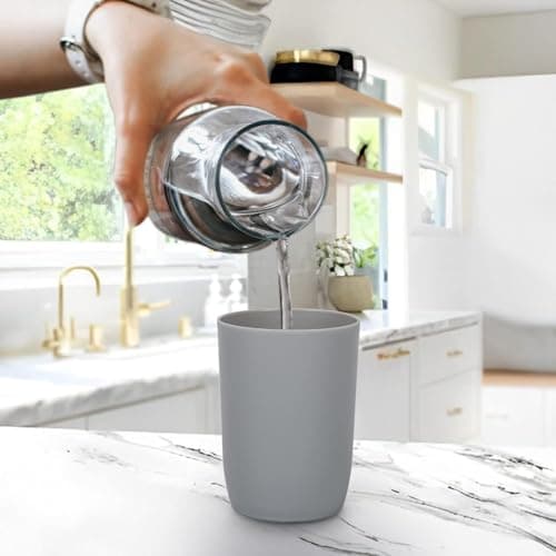 Topsky 4-Pieces Dishwasher Safe Plastic Tumblers Travel Mouthwash Cup Reusable Water Cup Travel Camping Portable Cups Coloured Plastic Cups 2 Grey 2 White 280ml — view 3
