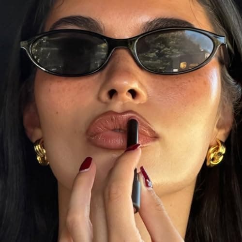 GUVIVI Retro Oval Sunglasses for Women 90s Cat Eye Shades UV400 protection — view 2