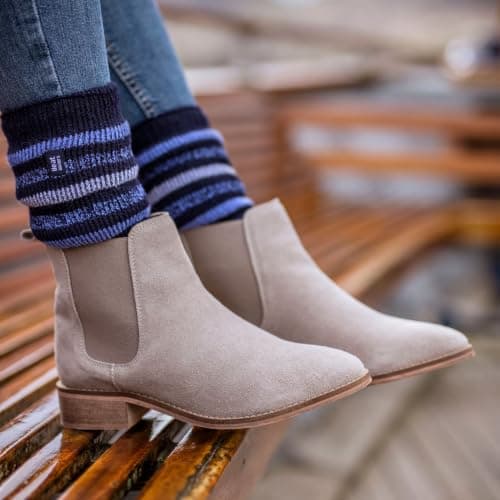 HEAT HOLDERS - Ladies Thermal Socks for Winter | Outdoor & Indoor Socks | Cuddly & Fluffy | Gifts for Women (4-8 UK, Fantasia Pink) — view 2