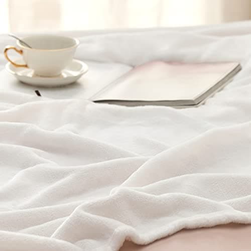 Bedsure Fleece Throw Blanket for Sofa - Flannel Fleece, White, 130x150 cm — view 5