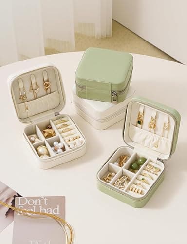 Viktauy Travel Jewelry Case, Mini Travel Jewelry Box, Jewelry Organizer Case, Portable Small Jewelry Organizer Storage Boxes - Best Gift for Women Girls (Green) — view 5