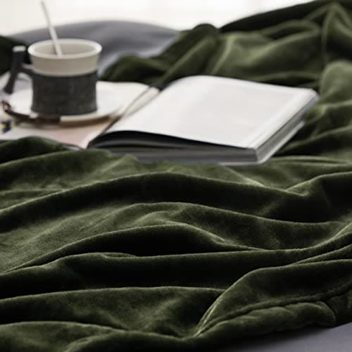 Bedsure Fleece Throw Blanket for Bed - Flannel, Olive Green, 150x200 cm — view 4