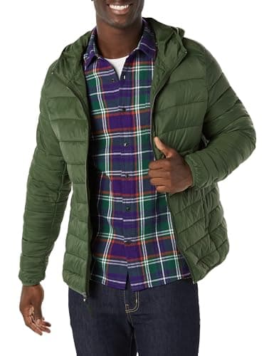 Amazon Essentials Men's Lightweight Water-Resistant Packable Hooded Puffer Jacket, Dark Olive, M
