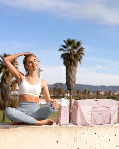 BAGSMART 25L Womens Gym Bag, Shoes Wet Compartment, Sports Duffle for Yoga — view 2