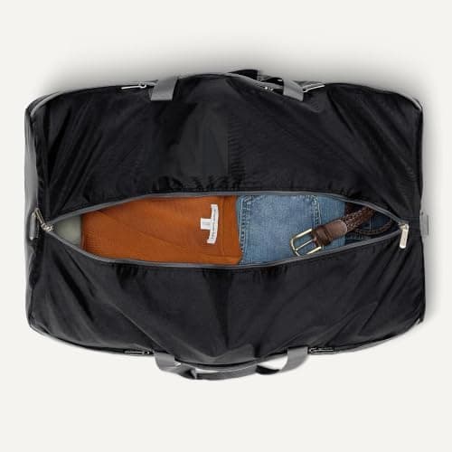 Amazon Essentials 32.4” (82.3cm) Extra Large Foldable Nylon Duffel Bag for Travel/Storage with Zipped Pockets, 9,254 Cubic Inch (150L), 22.68kg Capacity, Black (Previously Amazon Basics) — view 6