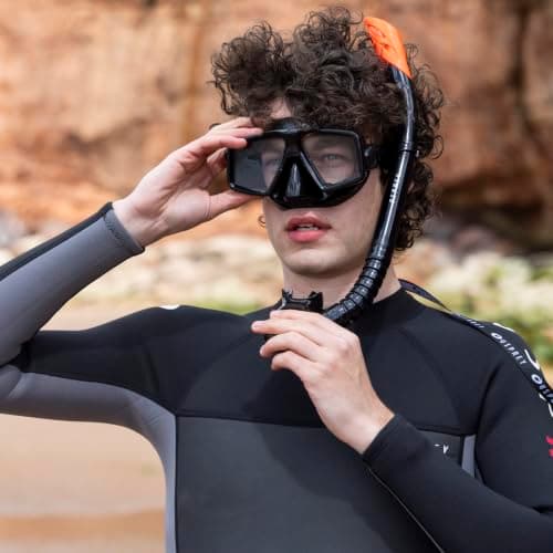 Osprey Adult Snorkel Set with Tempered Glass Mask & Silicone Snorkel — view 3