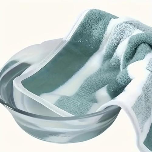 GNKBTOF Microfiber Bath Towels, 8 Pack Lightweight, Absorbent, Super Fluffy and Fast Drying Towel for Travel, Vacation, Fitness and Yoga （green） — view 5
